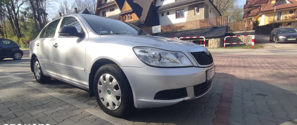 Skoda Octavia cena 17300 przebieg: 211500, rok produkcji 2010 z Zakopane małe 56